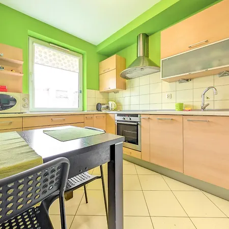 Mosiezna Przystan Homely By Bookinghost