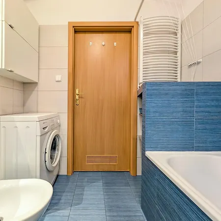 Mosiezna Przystan Homely By Bookinghost